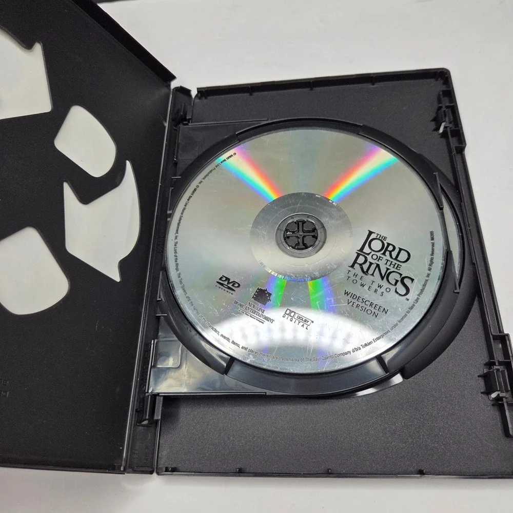 The Lord of the Rings The Two Towers DVD Widescreen 2-Disc Set 2003 Fantasy Epic - Picture 3 of 6